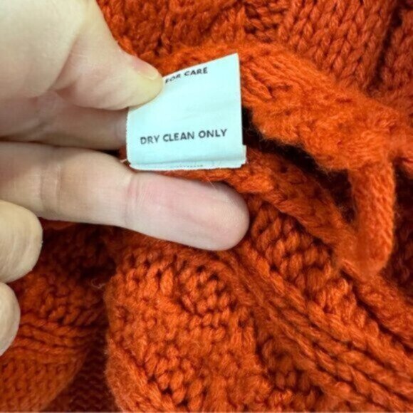 Honey Punch | Burnt Orange Distressed Cable Knit Sweater Size Small - Picture 8 of 9
